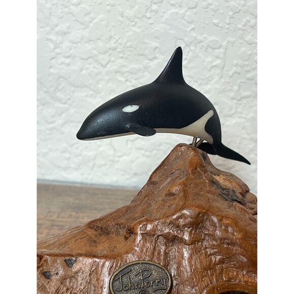 John Perry Orca Sculpture Burlwood Base Vintage Killer Whale Figurine Ocean Art - Picture 6 of 11